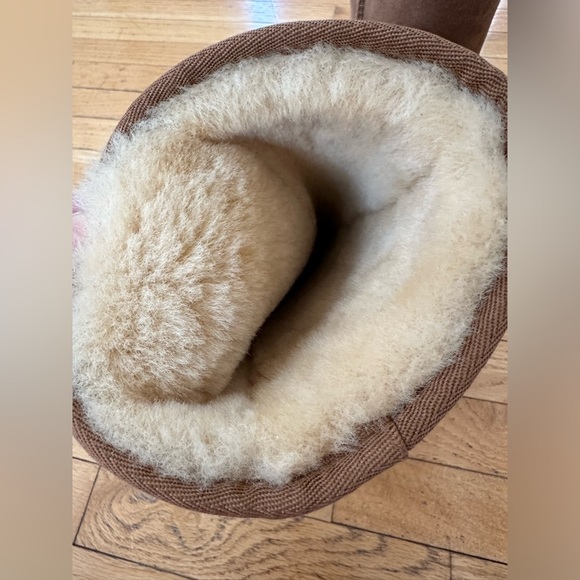 Chestnut color, size 7, worn twice maybe. Barely worn. - Picture 6 of 9